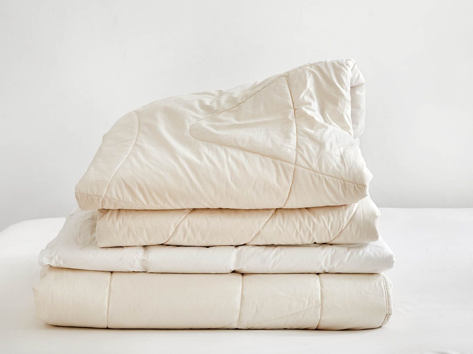 4-Jahreszeiten-Bettdecke Schurwolle