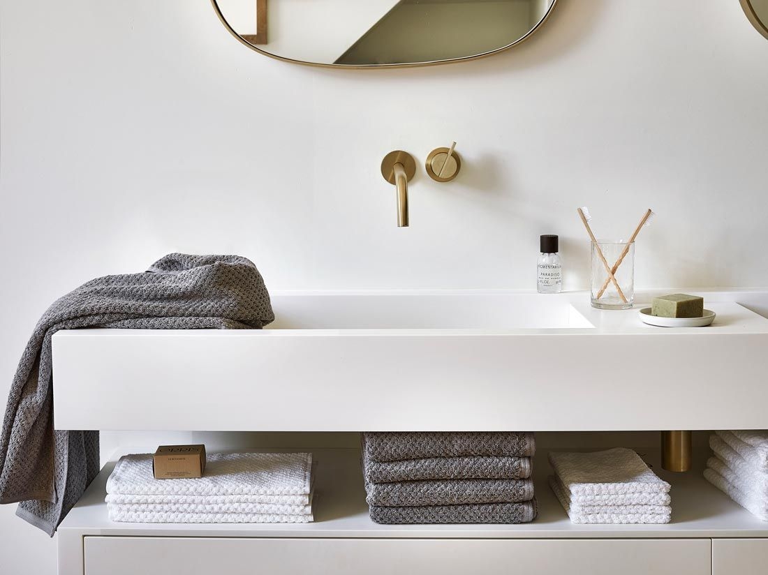 Duschtücher Dots Dark Grey 70x140 - 2 Stk