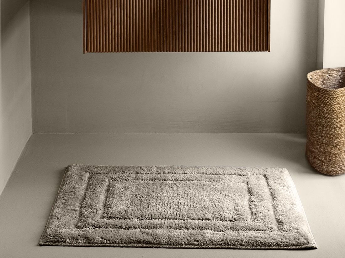 Badematte Deluxe Warm Taupe 60 × 100