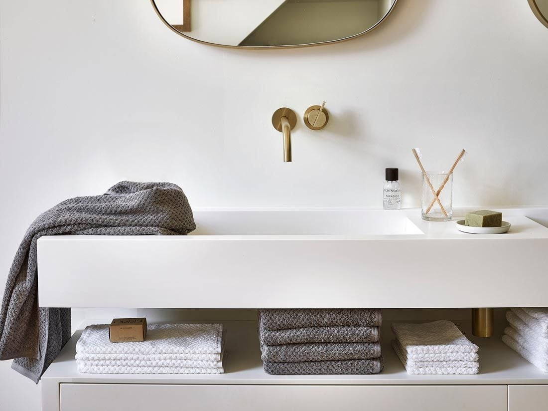 Duschtücher Dots Dark Grey 70x140 - 2 Stk